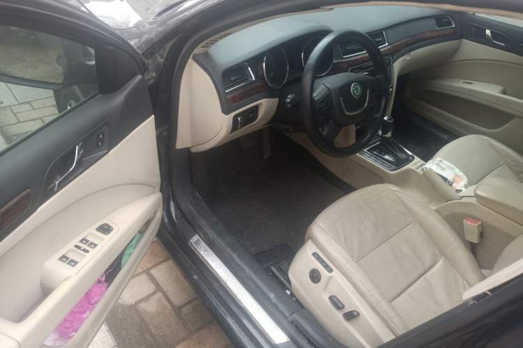 Used Skoda Superb 2013 Travel Edition 2.0 TSI Prestige Version
