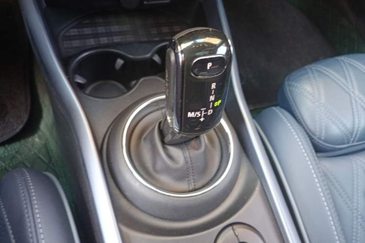 Used MINI Clubman 2019 1.5T COOPER Connoisseur Gear Lever