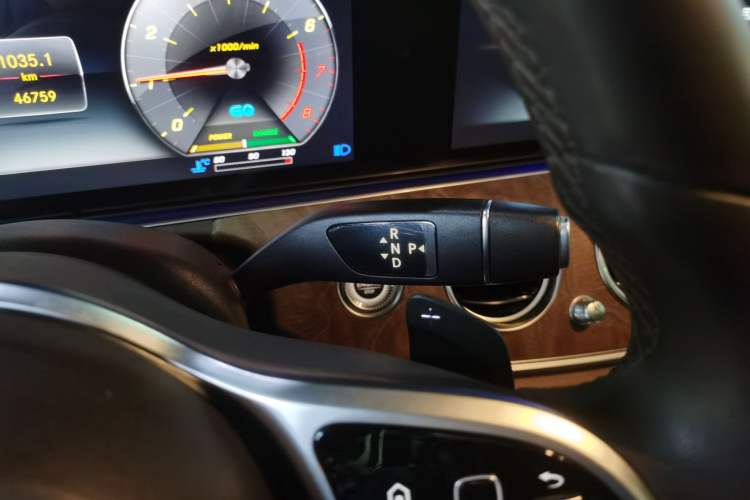 Used Mercedes-Benz E-Class 2019 E 260 L
