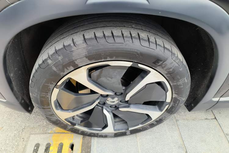 Used Nio ES8 2020 580 km Signature Edition 7-Seater Version
