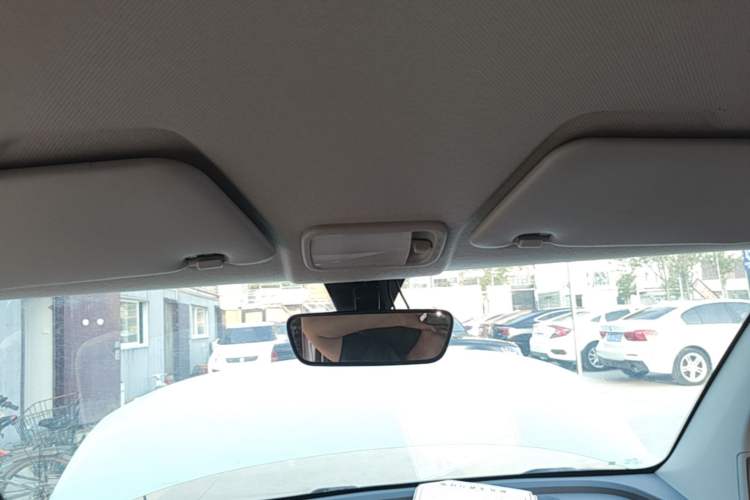 Used Wuling Hongguang MINIEV 2021 Macaron Premium Model – Lithium Iron Phosphate Headliner