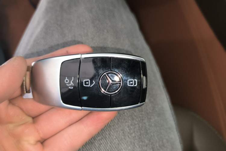 Used Mercedes-Benz E-Class 2023 Updated E 300 L Luxury Edition
