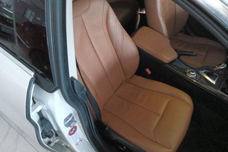 Used BMW 4 Series 2014 420i Gran Coupe Luxury Design Package