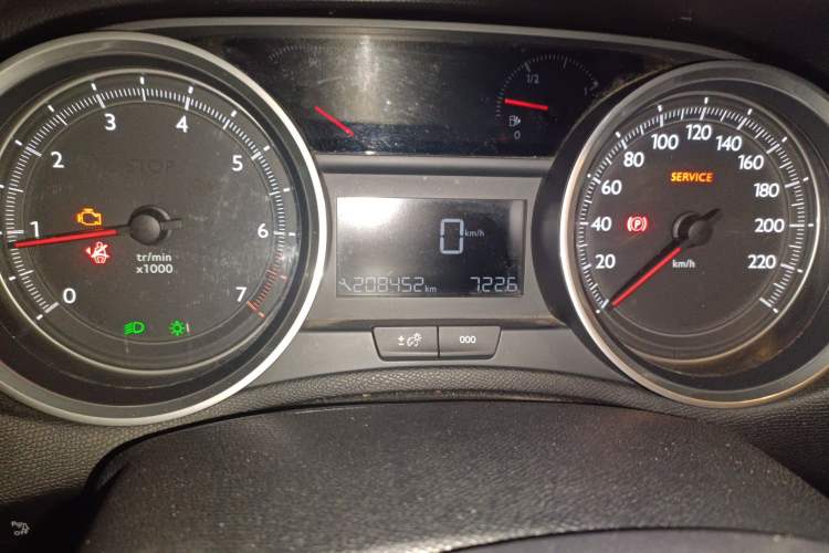 Used Peugeot 408 2014 1.8L Manual Leading Edition Odometer Close Up