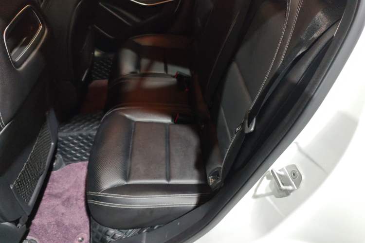 Used Mercedes-Benz GLA 2017 GLA 200 Sport Edition Left Rear Seat