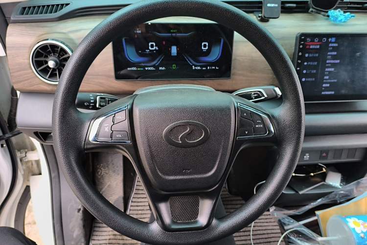 Used Ruichi EC75 2025 Ultra-Charging Version Pioneer II Type 50.1 kWh Instrument Cluster