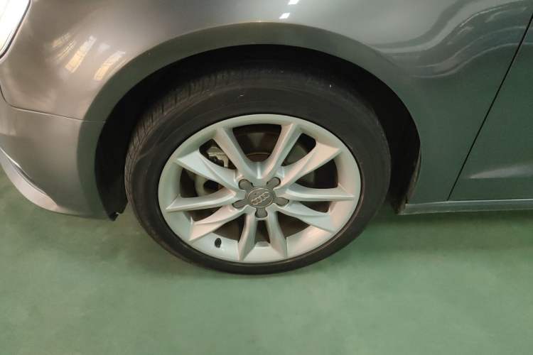 Used Audi A3 2014 Sportback 35 TFSI Automatic Comfort Model
