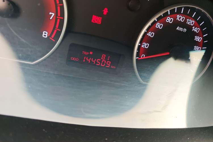 Used SsangYong Actyon 2014 2.3L Two-Wheel Drive Manual Transmission Entry-Level Gasoline Version