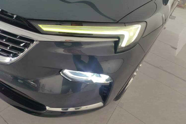 Used Buick Enclave 2020 28T Four-Wheel Drive Luxury Flagship Edition Left Front Headlight