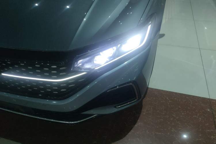 Used Volkswagen Passat 2022 330TSI Starry Luxury Edition
