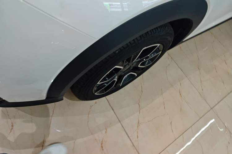 Used Lynk & Co 06 2023 Remix 1.5T Plus Model