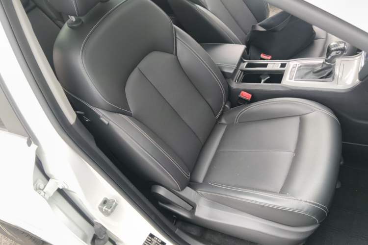 Used Roewe RX5 2019 20T Two-Wheel Drive Automatic 4G Connected Platinum Edition