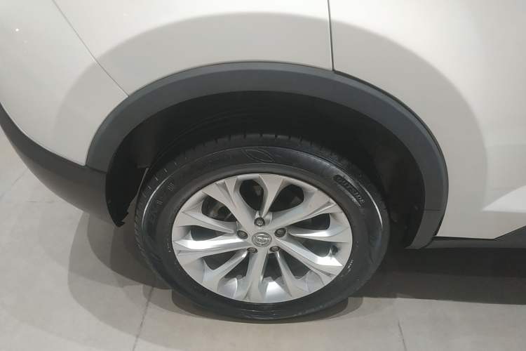 Used Brilliance V3 2017 1.5L Automatic Smart Version