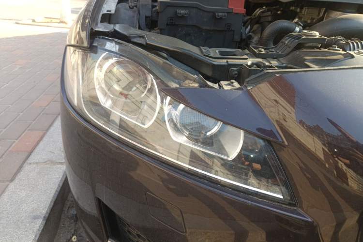 Used Jaguar XFL 2019 XFL 2.0T 200PS Two-Wheel-Drive Luxury Edition Right Front Headlight