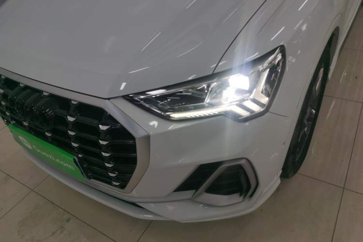 Used Audi Q3 2021 35 TFSI Fashion Dynamic Model
