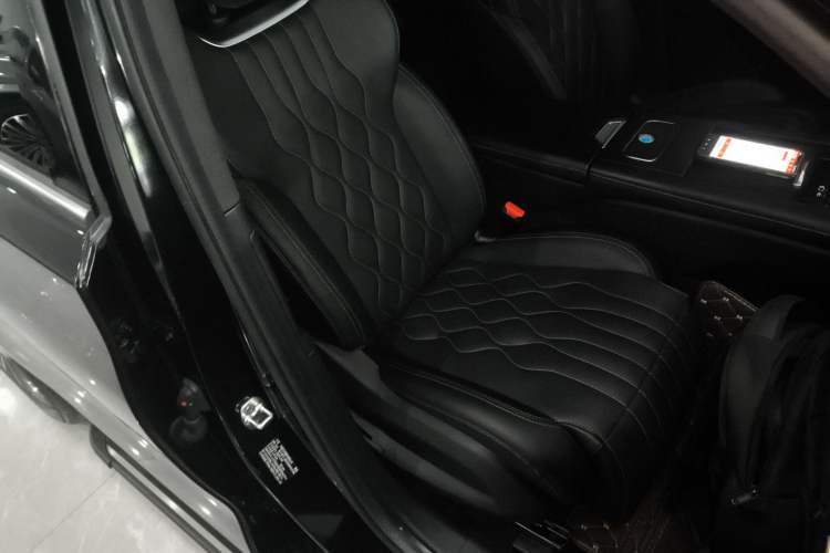 Used EXEED Lanyue 2024 International Version 400T Four-Wheel Drive StarRui 7-Seater