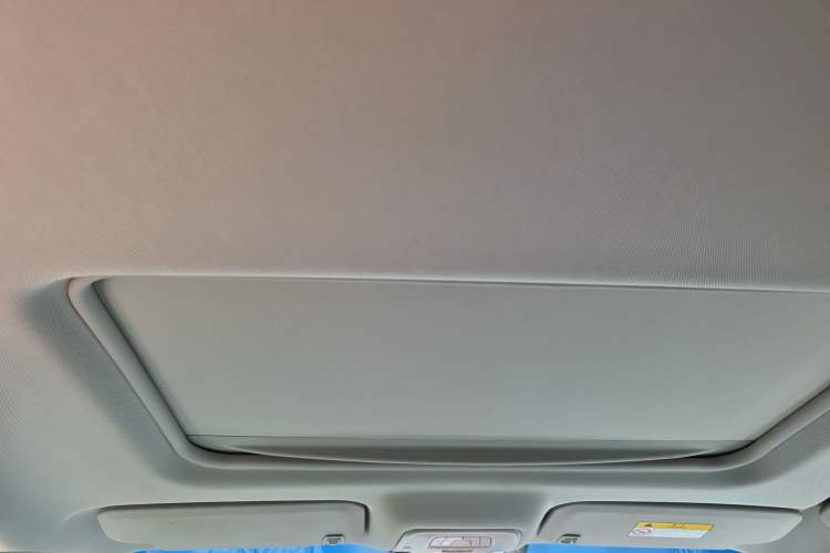 Used Buick GL8 2020 Land Business Class 652T Luxury Model Headliner