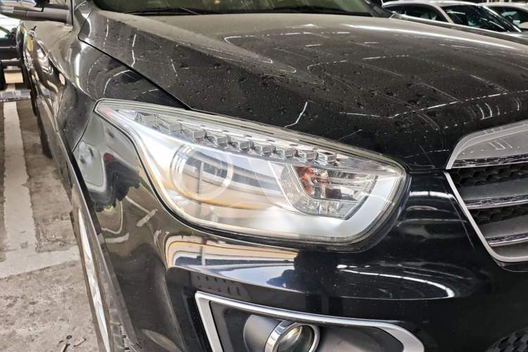 Used Bestune X80 2013 2.0L automatic comfort version
