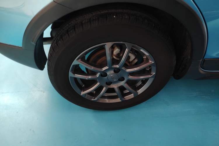 Used Geely Auto Vision X3 2021 PRO 1.5L CVT Deluxe Model
