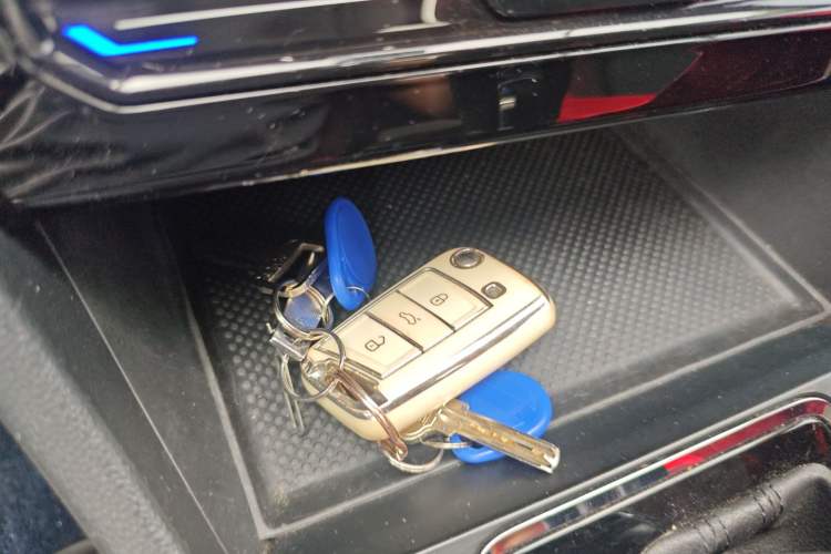 Used Volkswagen Bora 2021 1.5L Automatic Elite Smart Connect Edition Vehicle Key