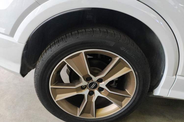 Used Audi Q2L 2023 35TFSI Fashion Dynamic Model
