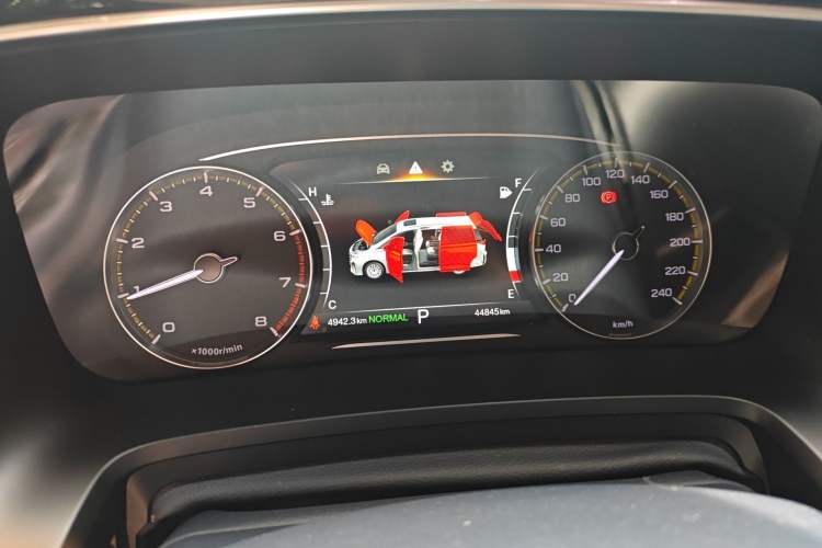 Used GAC Trumpchi M8 2024 Lingxiu Series 390T Deluxe Edition Instrument Cluster