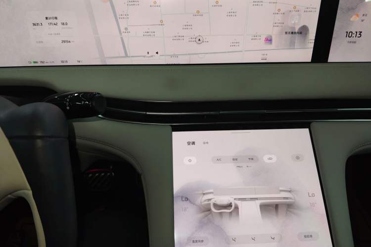 Used IM LS7 2023 90 kWh Elite Rear-Drive Version
