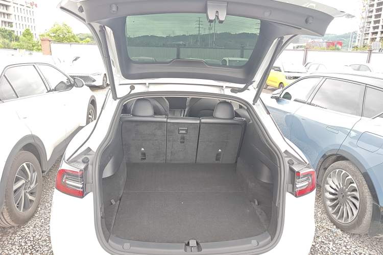 Used Tesla Model Y 2022 Rear-Wheel-Drive Version