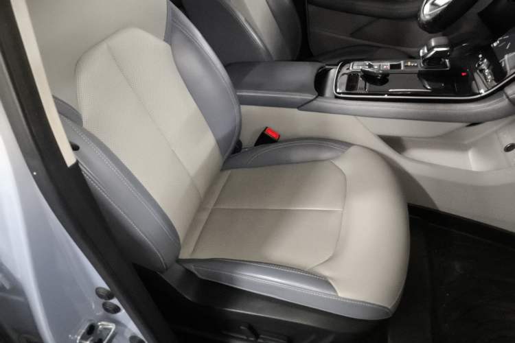 Used Rising ER6 2021 New Dynamic Edition 620km Smart Drive Version Right Front Seat