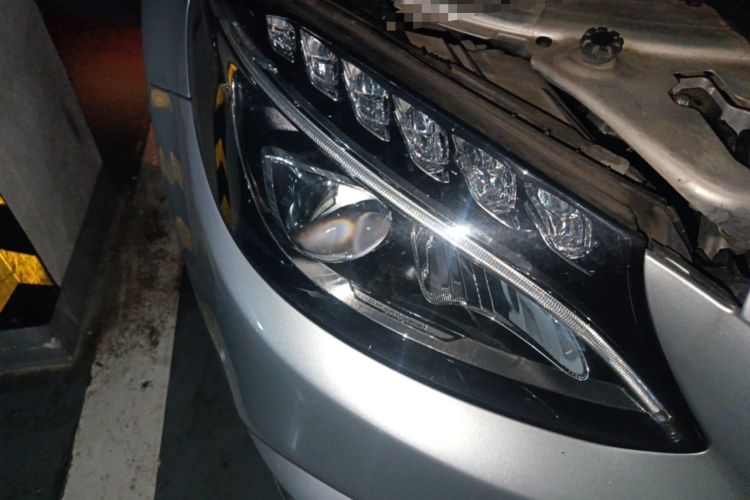 Used Mercedes-Benz C-Class 2017 Facelifted C 180 L Stylish Edition Right Front Headlight