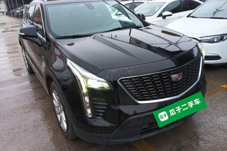 Used Cadillac XT4 2022 28T Two-Wheel Drive Fashion Edition Front Right 45 Deg