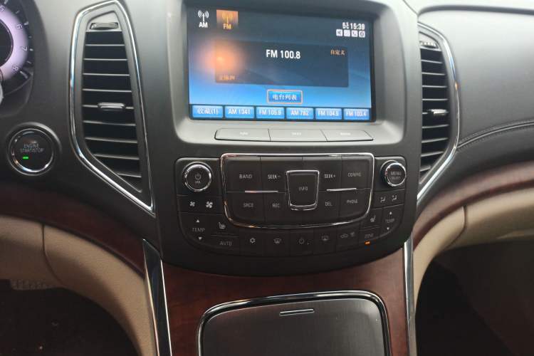 Used Roewe 950 2012 2.4L Luxury Executive Edition
