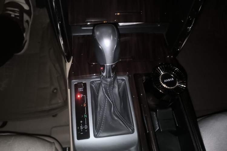 Used Toyota Reiz 2010 2.5V Fengdu Elite Edition
