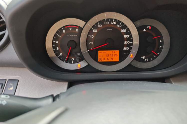 Used Toyota RAV4 2011 2.0L Automatic Luxury Edition
