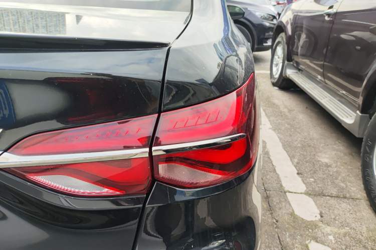 Used Chevrolet Monza 2019 RS 330T Automatic Sporty Edition China VI Standard