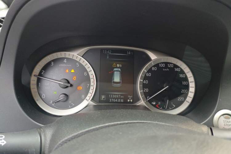 Used Nissan Terra 2018 2.5L Automatic 4x4 Flagship Edition
