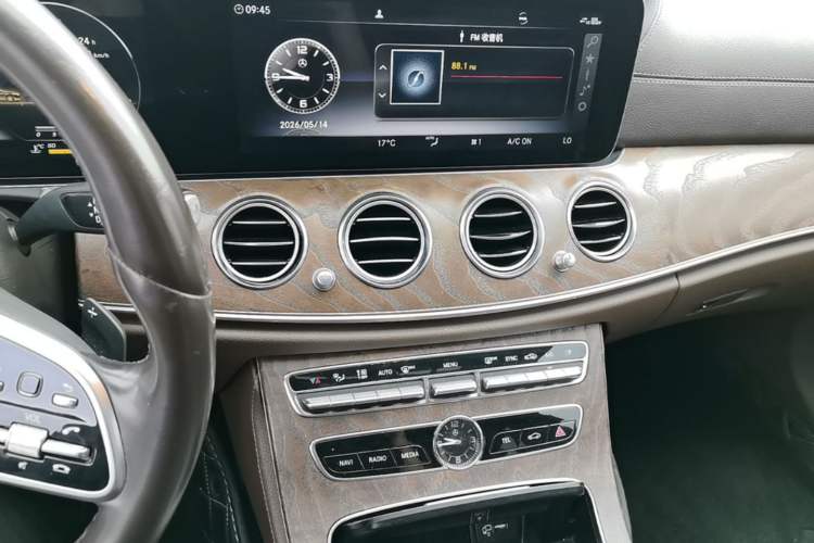 Used Mercedes-Benz E-Class 2019 E 200 L
