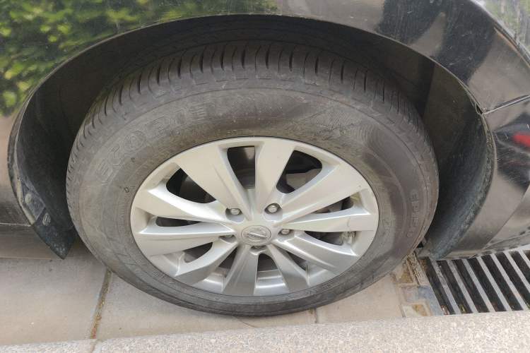 Used Nissan Teana 2018 2.0L XL Smart Upgrade Edition Right Front Wheel Hub