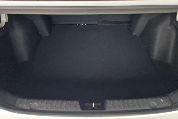 Used CHANGAN Eado 2021 PLUS Blue Whale NE 1.4T GDI DCT Flagship Model Trunk