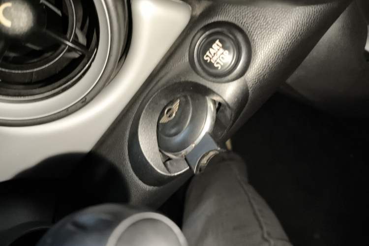 Used MINI MINI 2013 1.6L ONE Limited Edition Second Version
