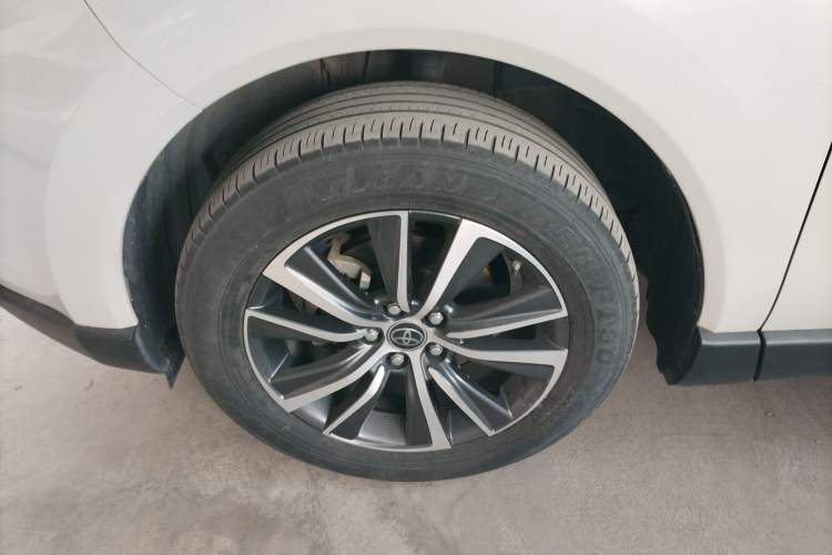 Used Toyota Harrier 2022 2.0L CVT Two-Wheel Drive Entry Version