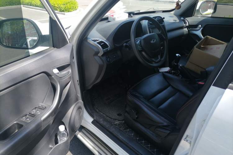 Used Chery Tiggo 3 2015 1.6L Manual Fashion Sport Edition
