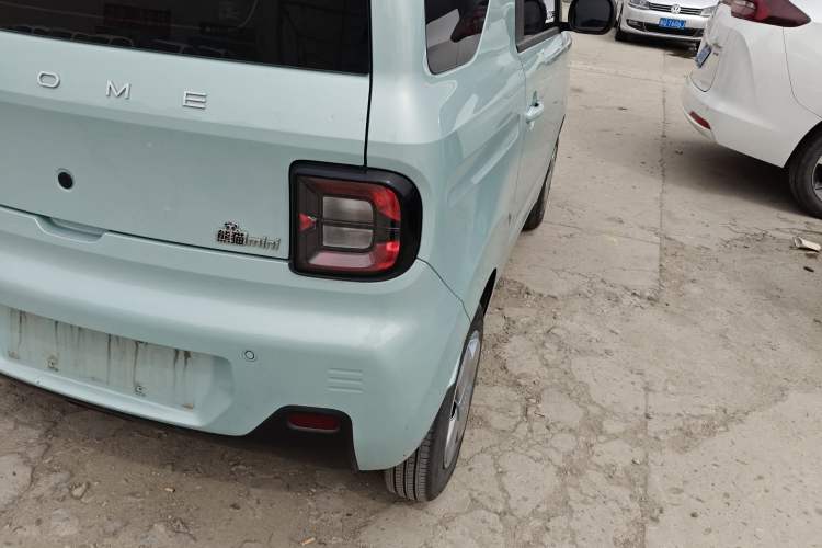 Used Geely Galaxy Panda 2023 Panda Mini 200km Endurance Bear Exterior 3