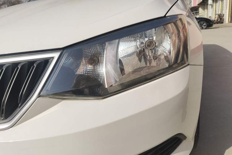 Used Skoda Fabia 2015 1.4L Automatic Front-Drive Model