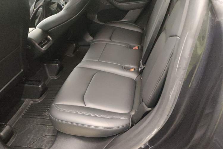 Used Tesla Model Y 2024 Rear-Wheel-Drive Version