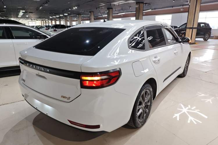 Used Baojun RC-5 2020 1.5L Manual Zhiyao Elite Edition
