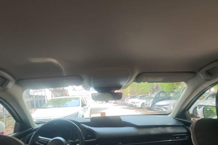 Used Mazda 3 Axela 2022 2.0L Automatic Zhiqing Edition Headliner