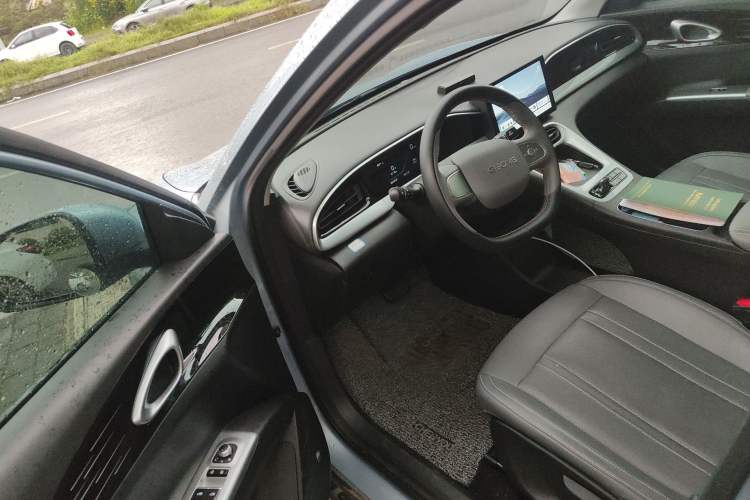 Used Geely Galaxy Geome 2025 310km Youth Edition Driver Seat