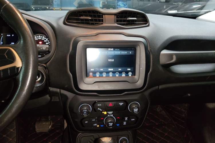 Used Jeep Renegade 2018 Connected Large Screen Version 180T Automatic Jingneng Version
