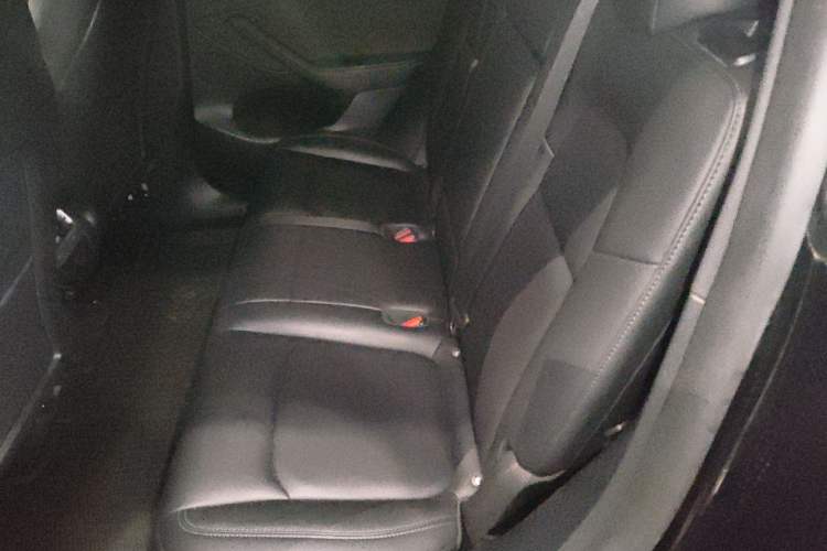 Used Tesla Model Y 2022 Long-Range All-Wheel-Drive Version